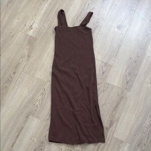 Elegant Brown Sleeveless Dress